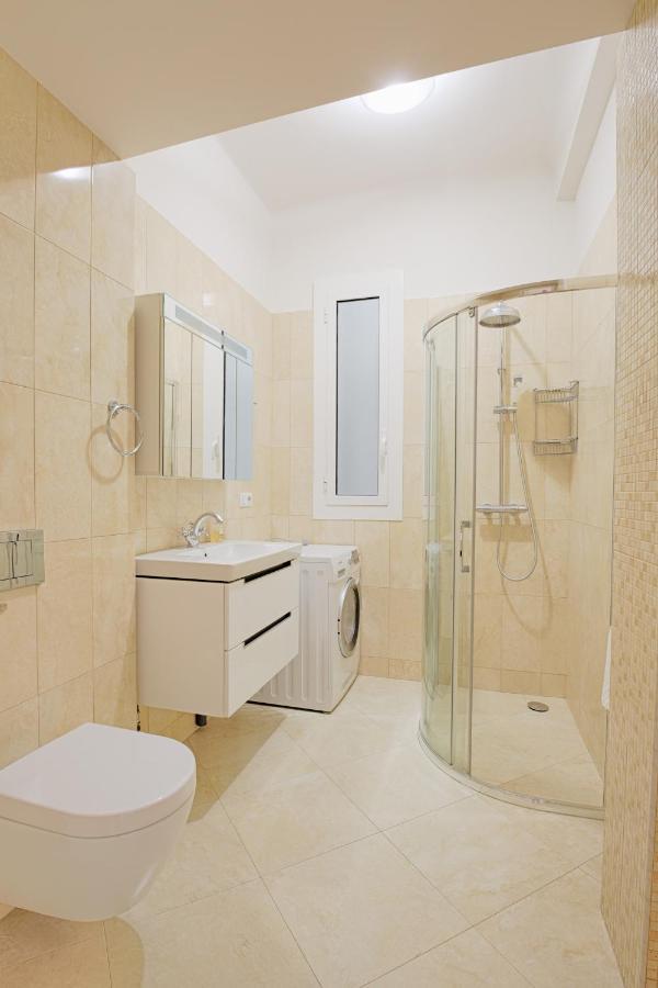 Le Capitole Apartment นีซ ภายนอก รูปภาพ
